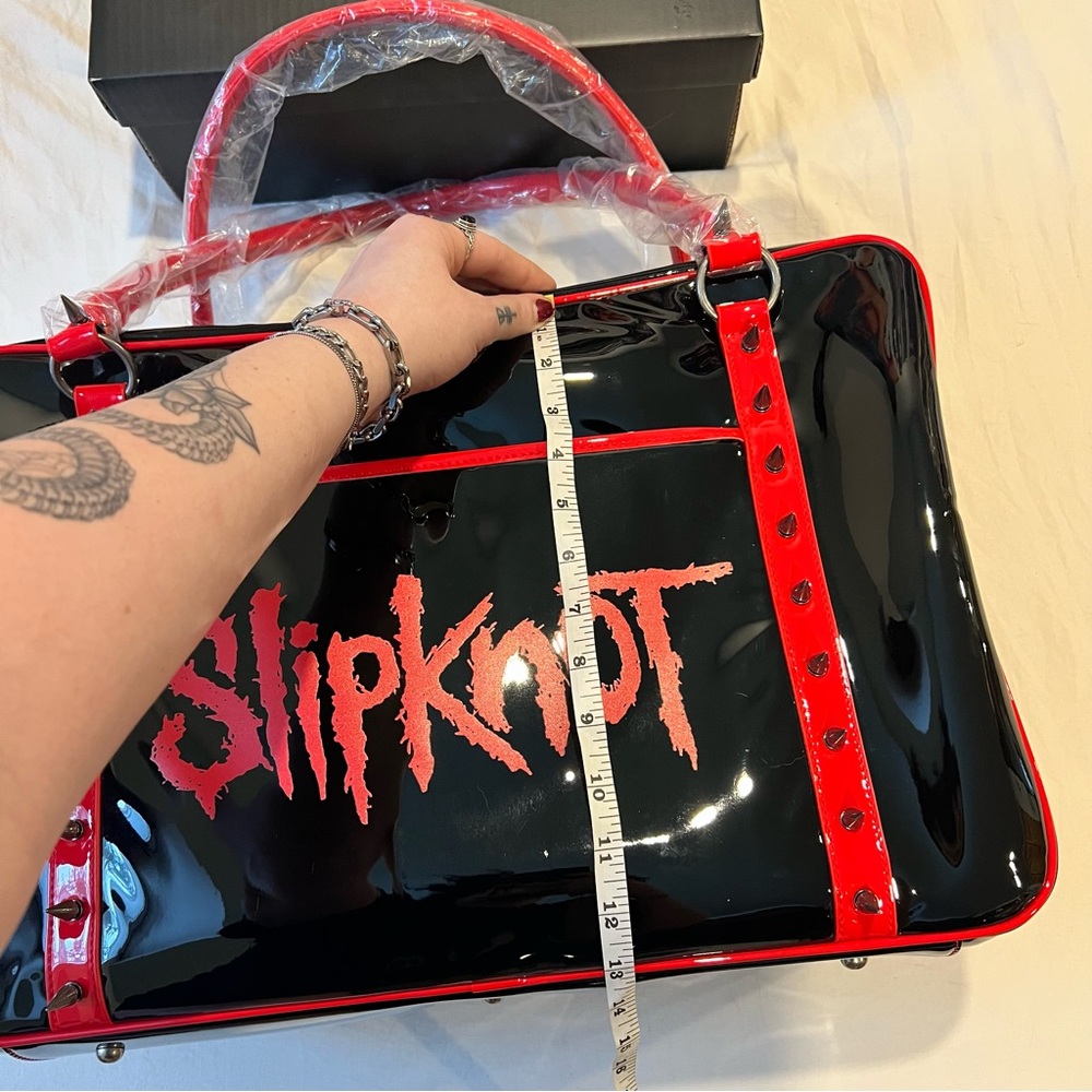 Dolls Kill x Slipknot SLIPKNOT WEEKENDER - Picture 4 of 8